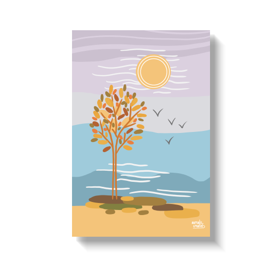 Een eik aan de oever, met trekvogels die voor de bleke zon langs vliegen tijdens de herfst.